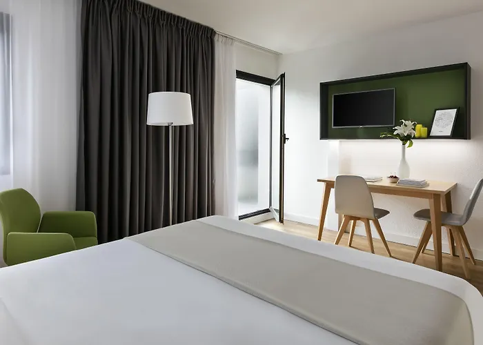 Citadines Austerlitz 3*